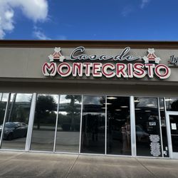 Casa de Montecristo - Storefront POV