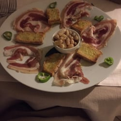 Osteria Dal Conte - Bruschette olio pancetta e cannellini