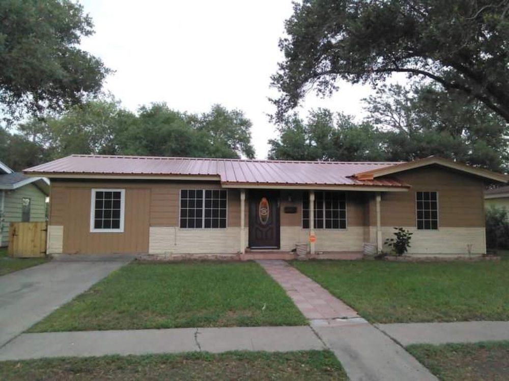 Slide of Barrientes Roofing