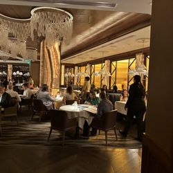The Ruxton - Inside seating