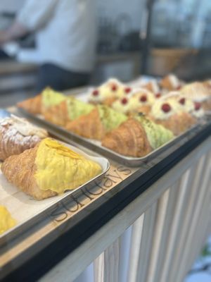 Sundays Croissanterie by null