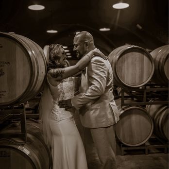 Oak Mountain Winery - Vow Renewal-Cave - Wineries Near Me - Temecula, California Oak Mountain Winery - Vow Renewal-Cave - Wineries Near Me - Temecula, California