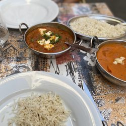 Le Kashmir - Butter Chicken and Mutter Paneer