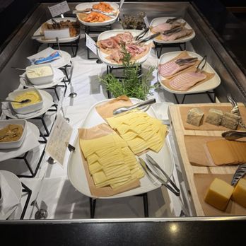 Fretheim Hotel - Breakfast - Hotels & Travel Near Me - Aurland, 14