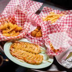 Crawmama's