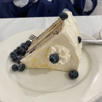 love it vegan - Lemon blueberry cake - amazing! - Vegan Near Me - Torrington, Connecticut love it vegan - Lemon blueberry cake - amazing! - Vegan Near Me - Torrington, Connecticut