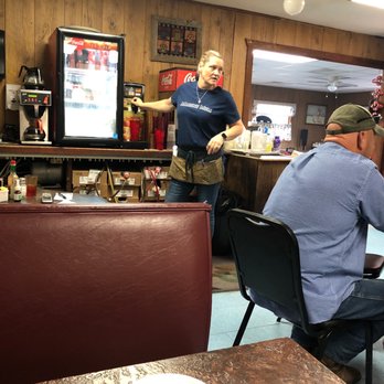 Debbies Restaurant - Breakfast & Brunch Near Me - Glen Rose, Texas