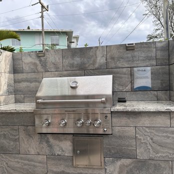 Silver Surf Gulf Beach Resort - Grilling area. Get the tools from the office. Wfore they close. - Resorts Near Me - Bradenton Beach, Florida Silver Surf Gulf Beach Resort - Grilling area. Get the tools from the office. Wfore they close. - Resorts Near Me - Bradenton Beach, Florida