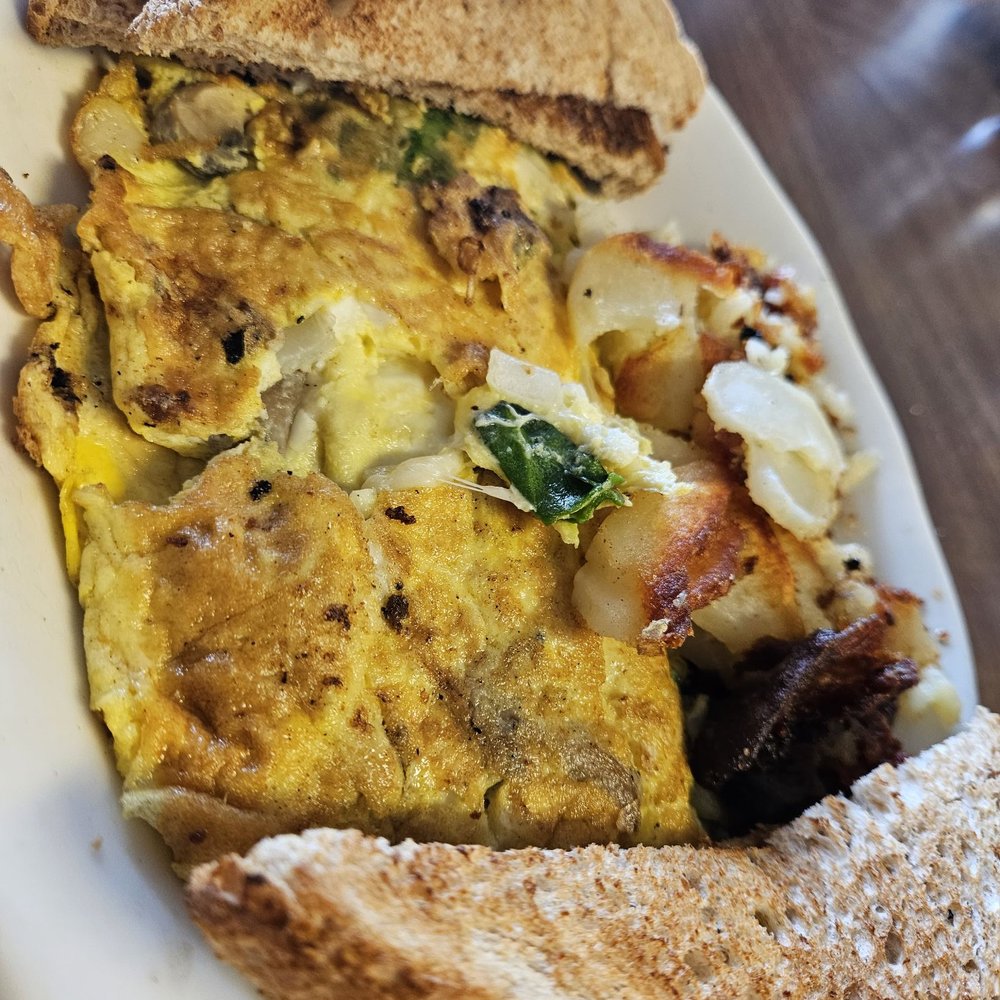 Evergreen Dairy Bar - Veggie omelette - Ice Cream & Frozen Yogurt Near Me - Vincentown, New Jersey