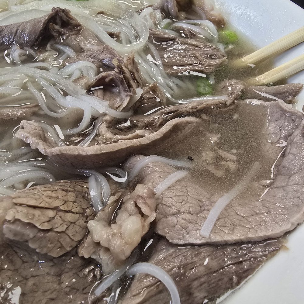 Pho Saigon - Vietnamese Near Me - Los Angeles, California