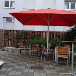 Basaglia  Bio Kaffee Rösterei - Ruhige Außenterrasse