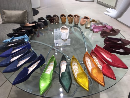 Saks Fifth Avenue by null