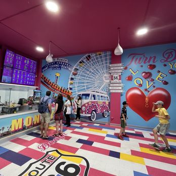 Turn Dough - Inside the store (no tables yet) - Bubble Tea Near Me - Santa Monica, California Turn Dough - Inside the store (no tables yet) - Bubble Tea Near Me - Santa Monica, California