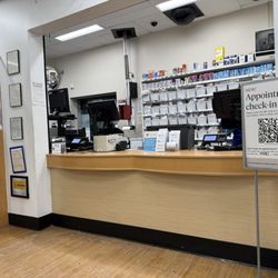 Walgreens - A picture is worth 1000 words.