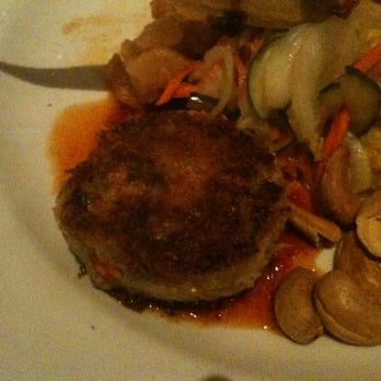 Postcards Restaurant - These crab cakes are really good - Seafood Near Me - Hanalei, Hawaii