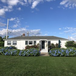 Sakonnet Farm - Chic Ocean Cottage, Little Compton
