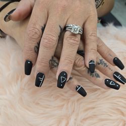 Nuni Nails