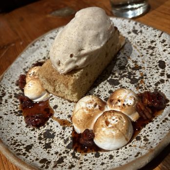 Intero Restaurant - Brown butter cake - Italian Near Me - Austin, Texas