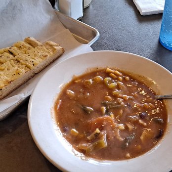 Joseph's Pizza - Minestrone soup and garlic toast - Pizza Near Me - Jacksonville, Florida Joseph's Pizza - Minestrone soup and garlic toast - Pizza Near Me - Jacksonville, Florida