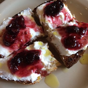 Gjelina - Goat cheese lempeh toast with olive oil, sea salt and rasberry - New American Near Me - Venice, California