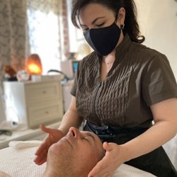 Allure Skin Studio - Men's Facial Treatment