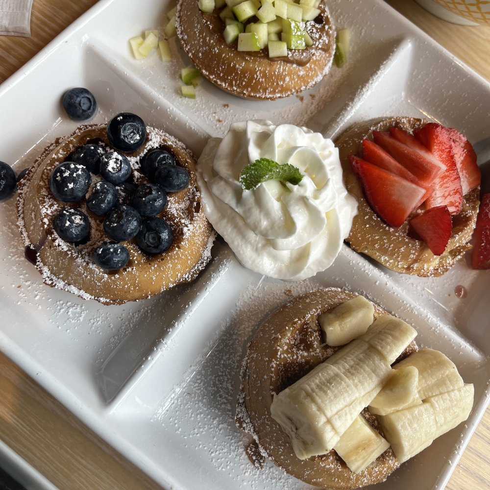 The Hen - Flight Combo - Breakfast & Brunch Near Me - Ann Arbor, Michigan The Hen - Flight Combo - Breakfast & Brunch Near Me - Ann Arbor, Michigan