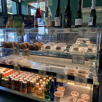 Model Bakery - Bakeries Near Me - Walnut Creek, California