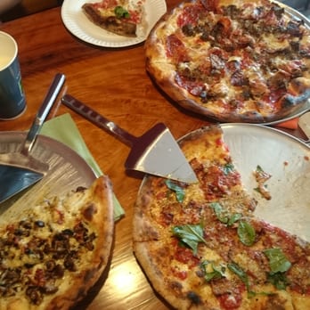 Abbondanza - Can't get enough! - Pizza Near Me - Ucluelet, British Columbia