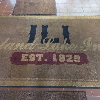 Island Lake Inn - the entrance to the hotel - Salad Near Me - Duluth, Minnesota Island Lake Inn - the entrance to the hotel - Salad Near Me - Duluth, Minnesota