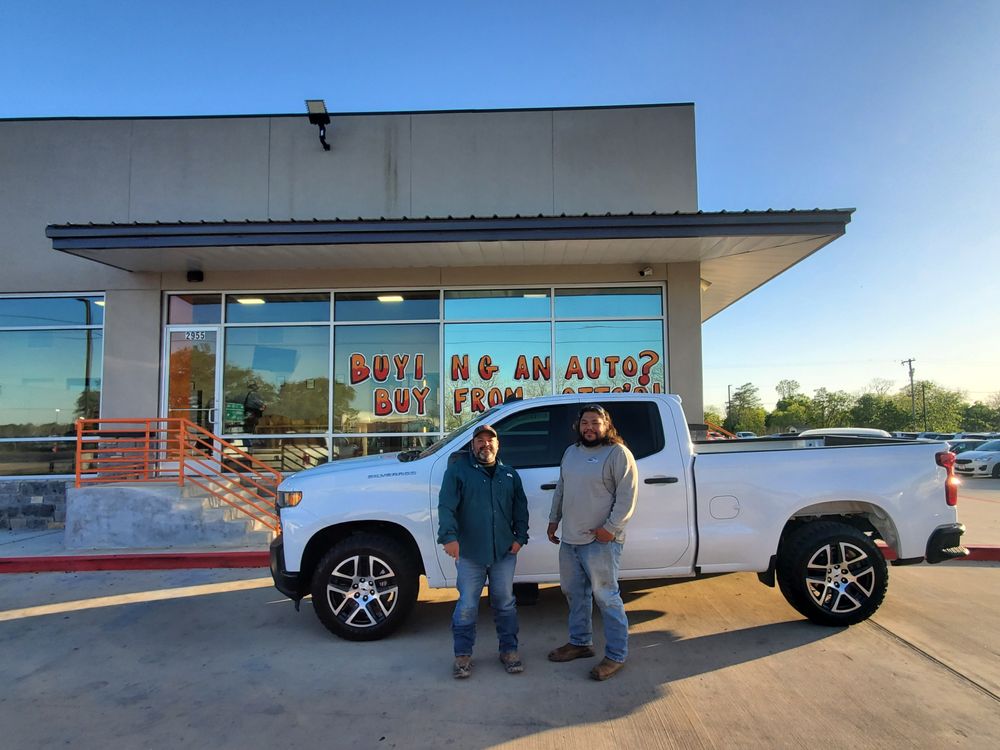 OTTO’S AUTO WORLD Updated September 2024 40 Photos & 19 Reviews