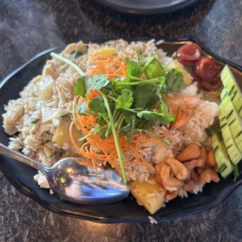 Thai Kitchen Bowl - PINEAPPLE FRIED RICE - Thai Near Me - Fontana, California