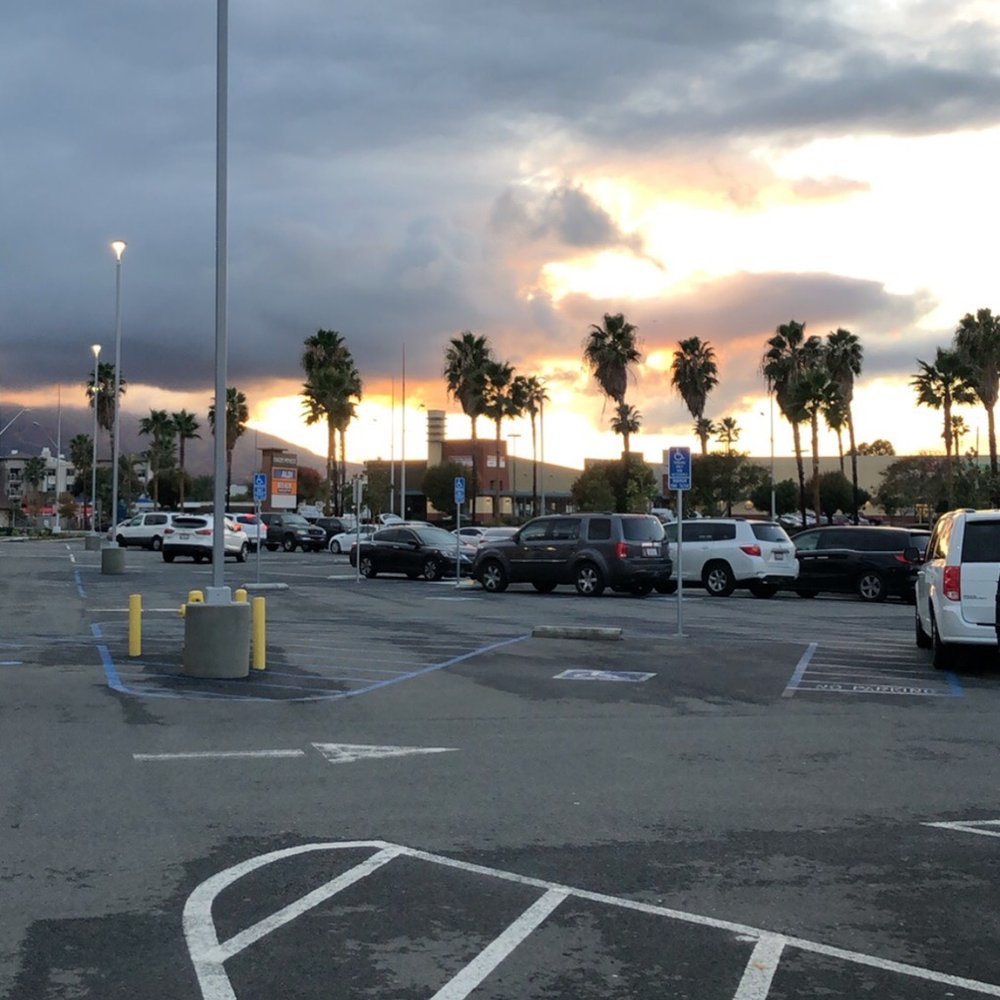 Viano At Riverwalk - Beautiful sunrises - Apartments Near Me - Riverside, California Viano At Riverwalk - Beautiful sunrises - Apartments Near Me - Riverside, California