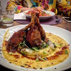 Casa de Maria - Farto e saboroso Machon de Pato Confit com purê de Mandioquinha e Escarola com Bacon. #recomendo
