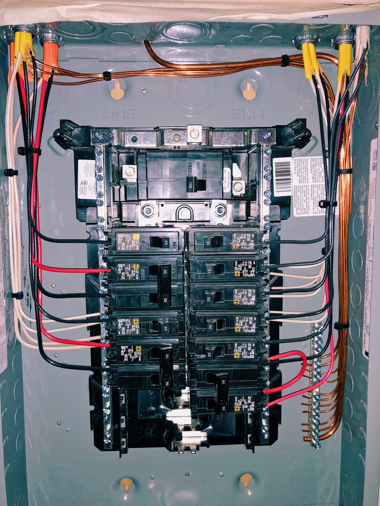 Slide of Alpha Omega Electric