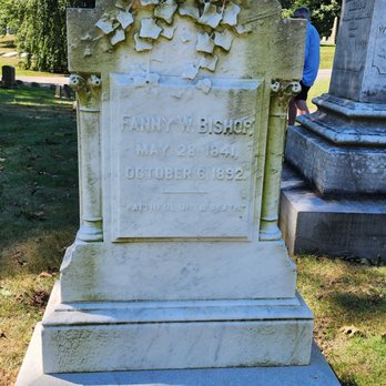 Swan Point Cemetery - Funeral Services & Cemeteries Near Me - Providence, Rhode Island Swan Point Cemetery - Funeral Services & Cemeteries Near Me - Providence, Rhode Island
