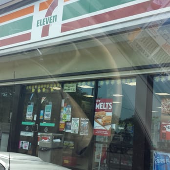 7-Eleven - a car parked in front of the store - Convenience Stores Near Me - Melbourne, Florida 7-Eleven - a car parked in front of the store - Convenience Stores Near Me - Melbourne, Florida