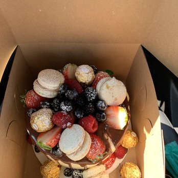 A Forgetful Baker - Macaron Drip Cake! - Desserts Near Me - Eden Prairie, Minnesota
