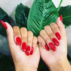 Voila Nail Salon
