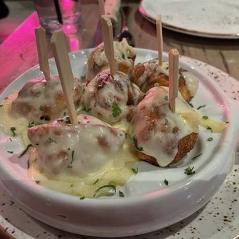 Southern Table Kitchen & Bar - French Onion Wontons - Southern Near Me - Pleasantville, New York Southern Table Kitchen & Bar - French Onion Wontons - Southern Near Me - Pleasantville, New York