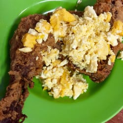 Nasi Uduk Jakarta - Salted egg yolk fried chicken
