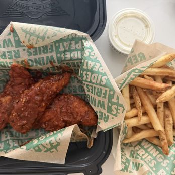 Wingstop - 3 pc Crispy Tender Combo - Chicken Wings Near Me - Placentia, California