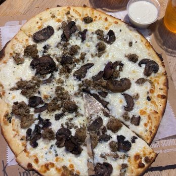 Cidercade Fort Worth - Pizza and cider - Arcades Near Me - Fort Worth, Texas