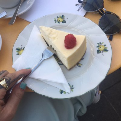 HEILANDT | Café Belgisches Viertel by null