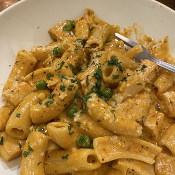 Repetti's Pizza and Provisions - Rigatoni Vodka - Pizza Near Me - Honolulu, Hawaii Repetti's Pizza and Provisions - Rigatoni Vodka - Pizza Near Me - Honolulu, Hawaii