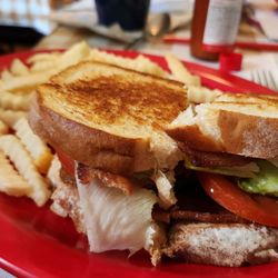 Olde Towne Cafe & Inn - BLT