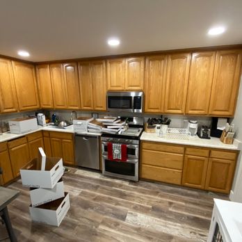 Alex Garcia Painting - Before pics of kitchen - Painters Near Me Alex Garcia Painting - Before pics of kitchen - Painters Near Me