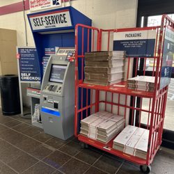 US Post Office - Broken self kiosk