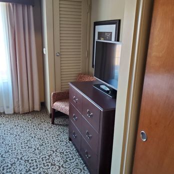 Best Western Plus Intercourse Village Inn & Suites - Hotels Near Me - Intercourse, Pennsylvania