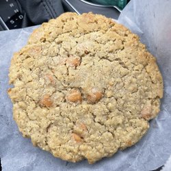 Eileen's Colossal Cookies - Butterscotch