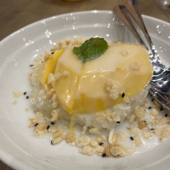 Koh Lipe - Mango sticky rice - Thai Near Me - Scarborough, Ontario Koh Lipe - Mango sticky rice - Thai Near Me - Scarborough, Ontario